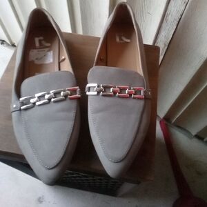 Report: Gray LoafersFrom Ross with Chain Detail